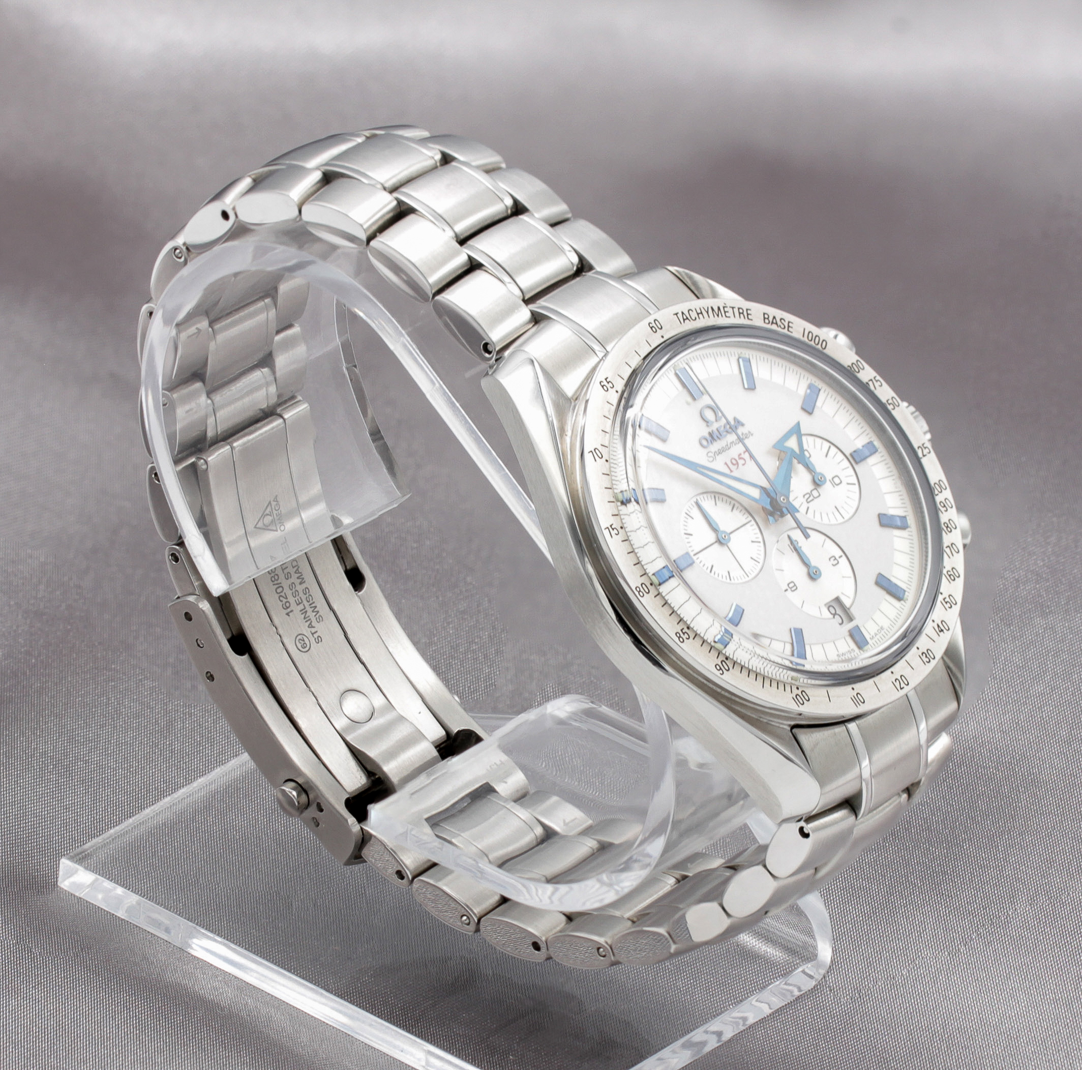 Omega Speedmaster Broad Arrow Co-Axial Chronometer Chronograph 42 mm ref. 321.10.42.50.02.001 — dial view